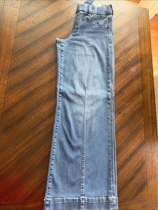 cosmic blue love Denim - Cosmic Blue Love Petite Classic Light Blue Women’s Wide Leg Pull On Jeans